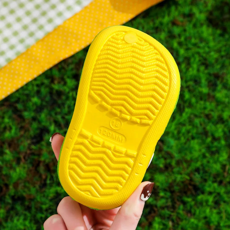 chaussure-plage-bebe-mamsphere-Jaune-souple-anti-derapant