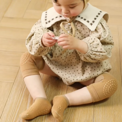 Genouillère-bebe-marron