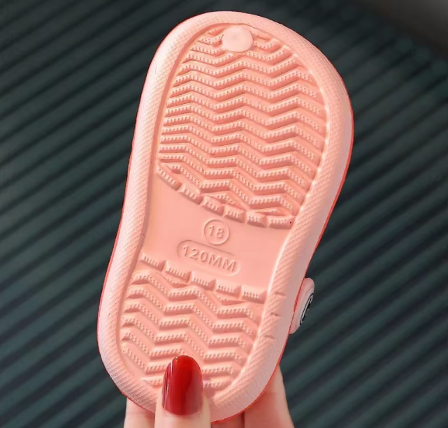 chaussure-plage-bebe-mamsphere-rose-confortable-ne-glisse-pas